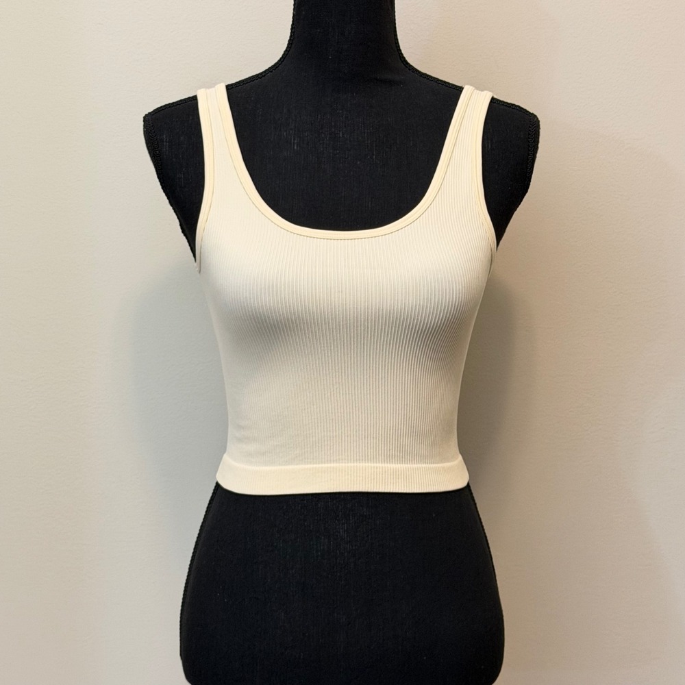 NEW OQQ Women S Ribbed Crop Tank Top Yellow Seamless Athletic Camisole Gym 0579